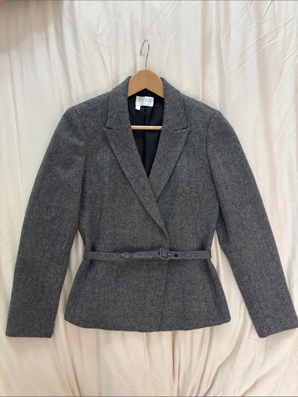 Vintage Women's Grey Herringbone Belted Wool Blazer and Tailored Trousers